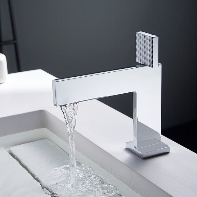 New Euro Single Hole Bathroom Faucet