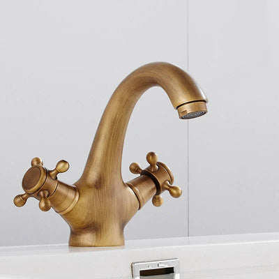 Antique brass single hole faucet