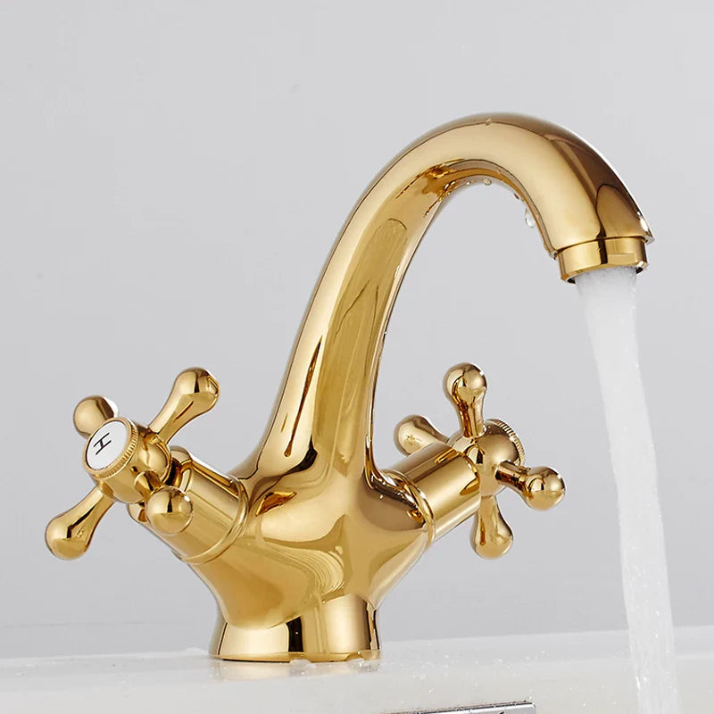 Antique brass single hole faucet