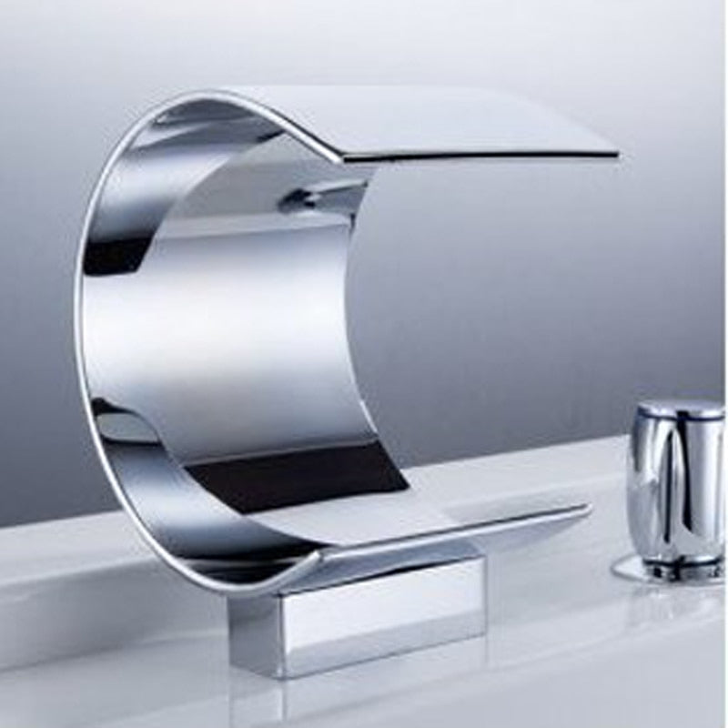 Chrome Bathtub Waterfall Filler Faucet Set