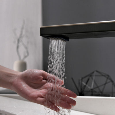 New Nordic design wall mounted single lever hot and cold bathroom faucet