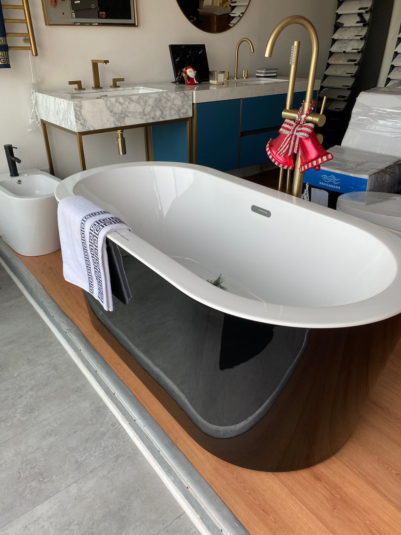 Black Gloss - White  Freestranding Acrylic Tub Oval Bathtub 59"