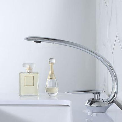 Brushed Gold Wash basin Faucet Single Handle Hole Hot and Cold Waterfall Faucet